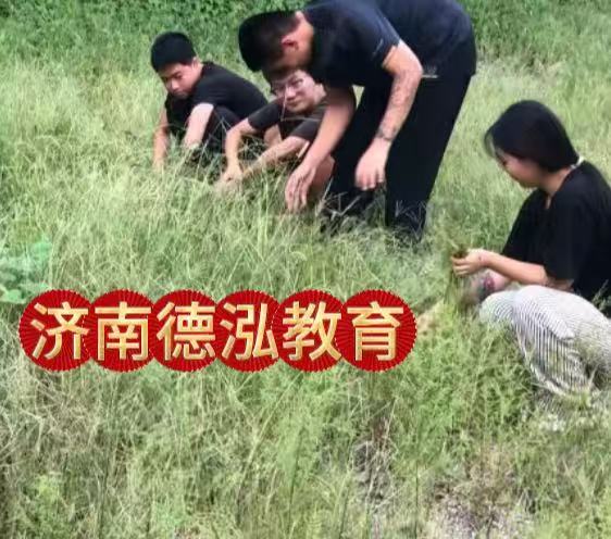 山东济南叛逆期全封闭式问题青少年学校｜别让无奈，耽误孩子成长